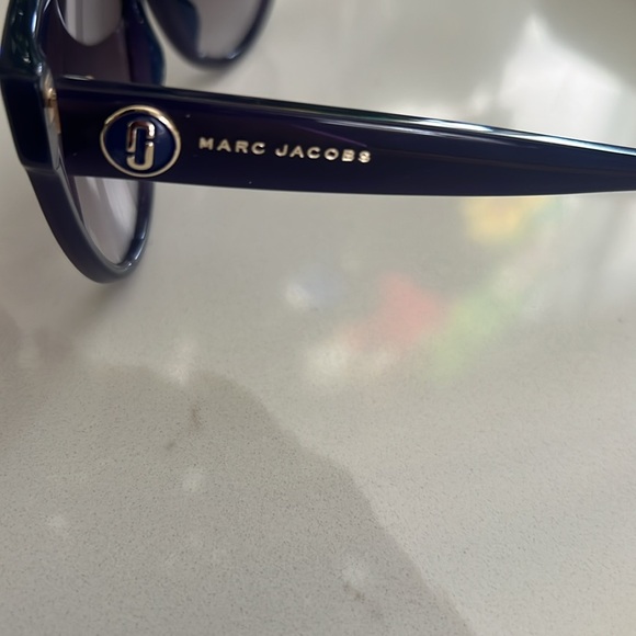 Marc Jacobs sunglasses - Picture 2 of 5